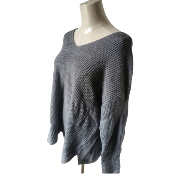 J.Jill Grey blue v neck knit sweater Knit Viscose Nylon Cotton - Picture 3 of 6